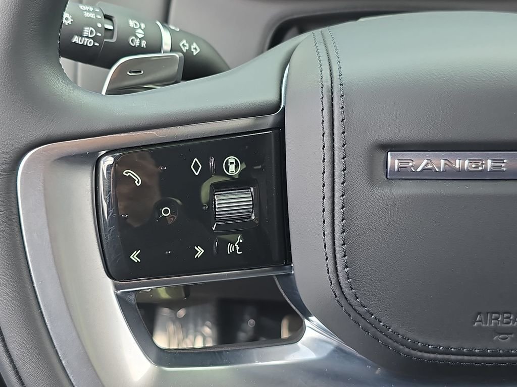 Certified Used 2025 Black Land Rover SE image 18
