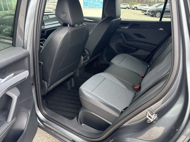2026 Volkswagen Tiguan SE R-LINE BLACK - Photo 35