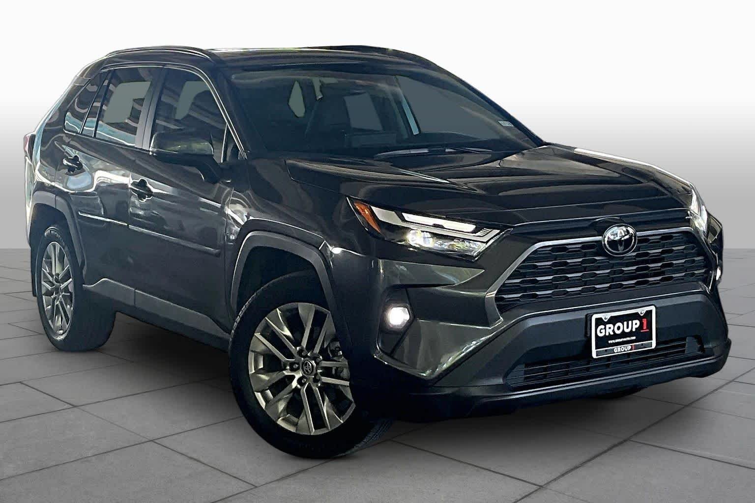 Used 2024 Magnetic Gray Metallic Toyota XLE Premium image 2