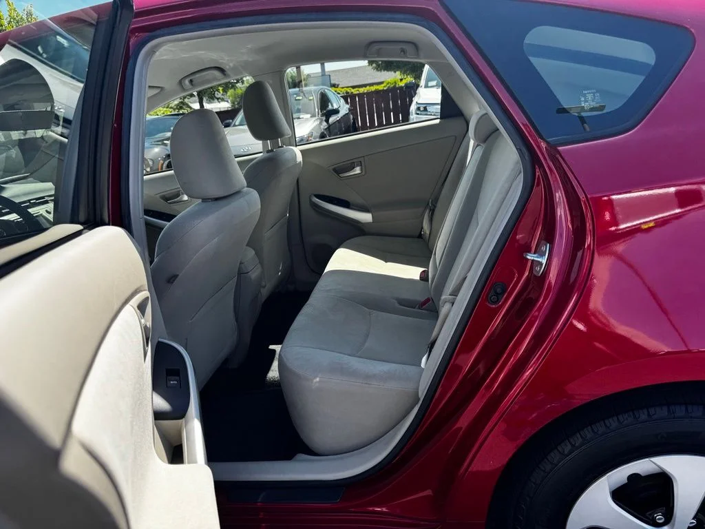 Used 2013 Red Toyota Two image 21