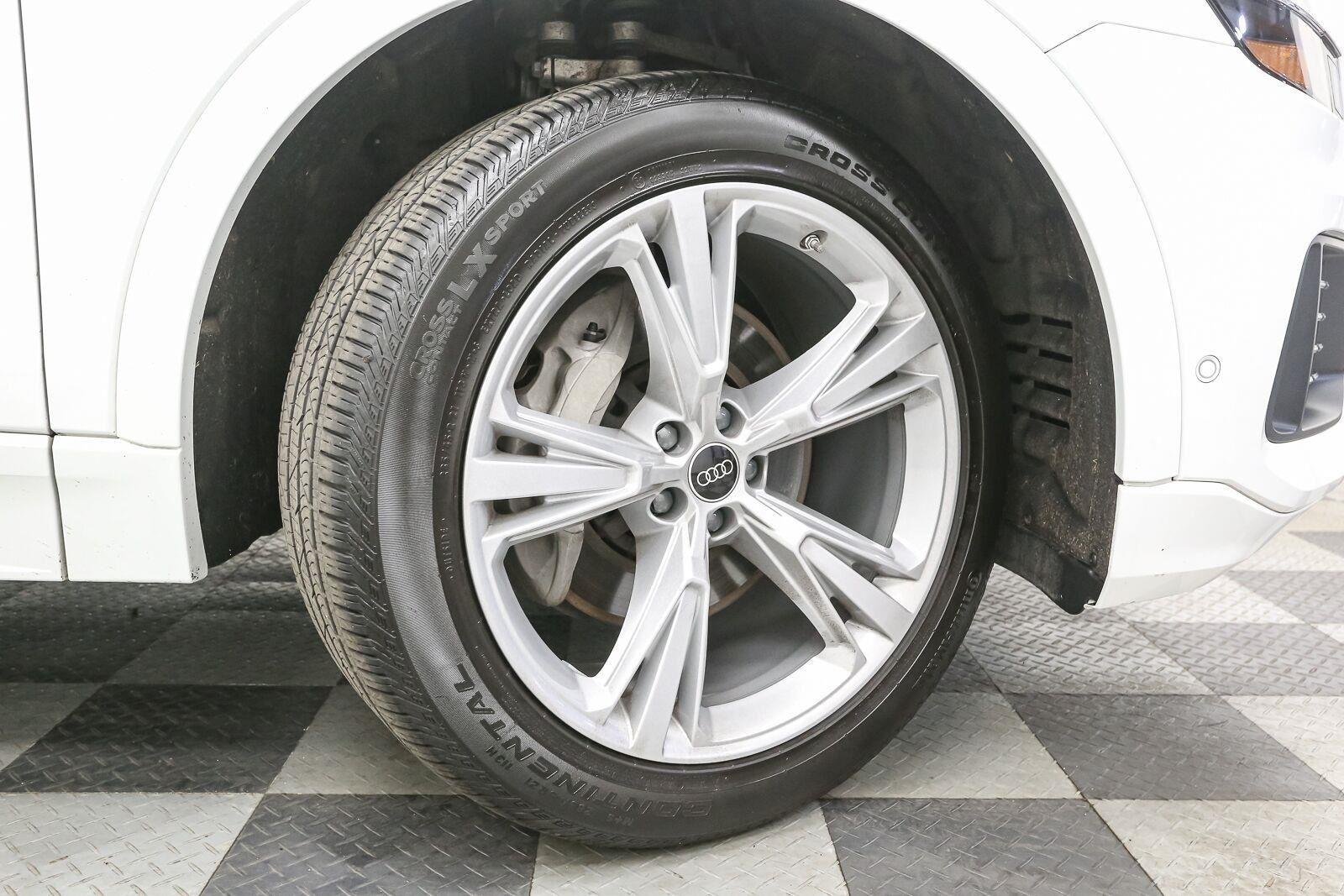 Used 2023 Carrara White Audi Premium image 16