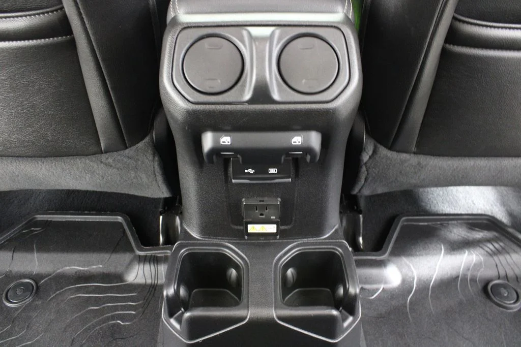 Used 2020 White Jeep Overland image 14