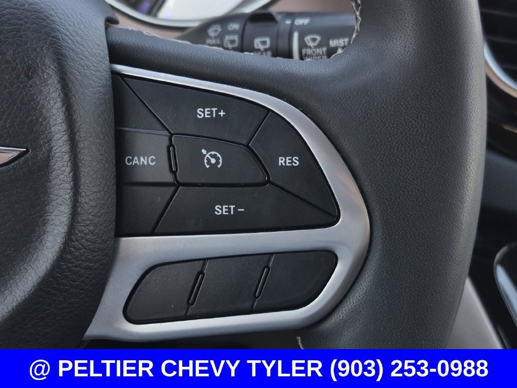 2023 Chrysler Voyager LX - Photo 21
