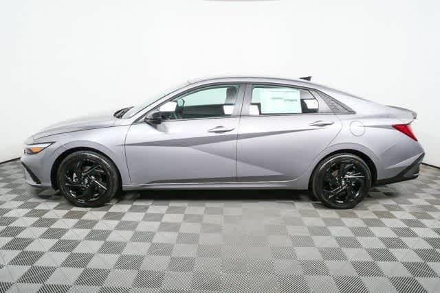 New 2026 Fluid Metal Hyundai SEL Sport image 16