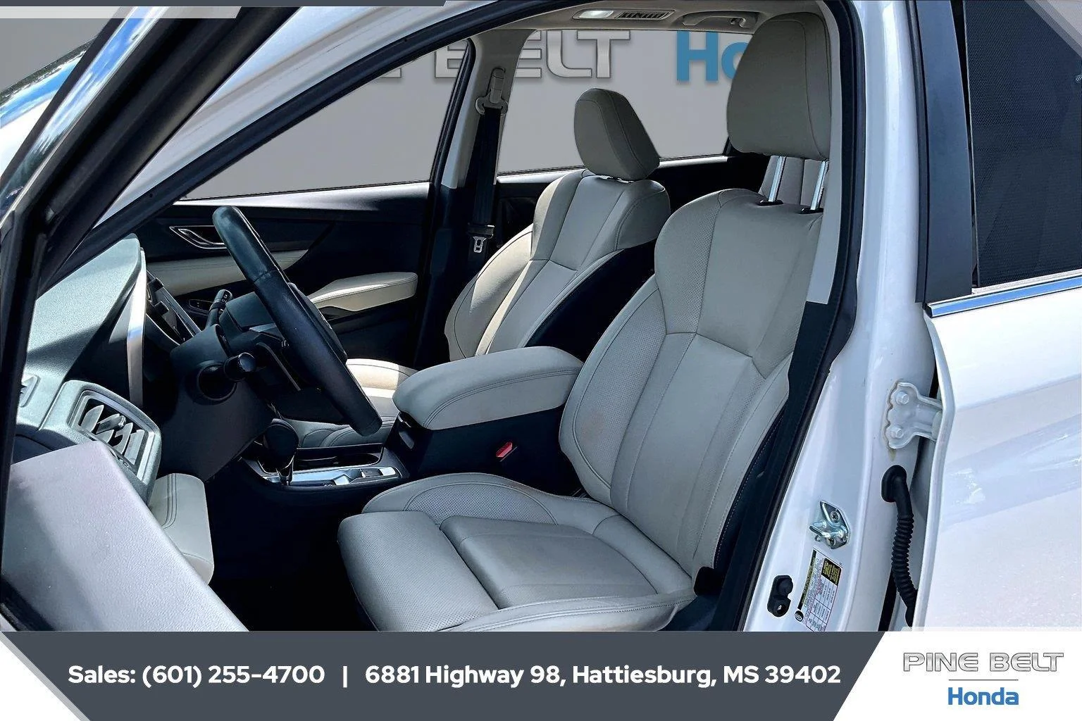 Used 2023 Crystal White Pearl Subaru Limited image 18