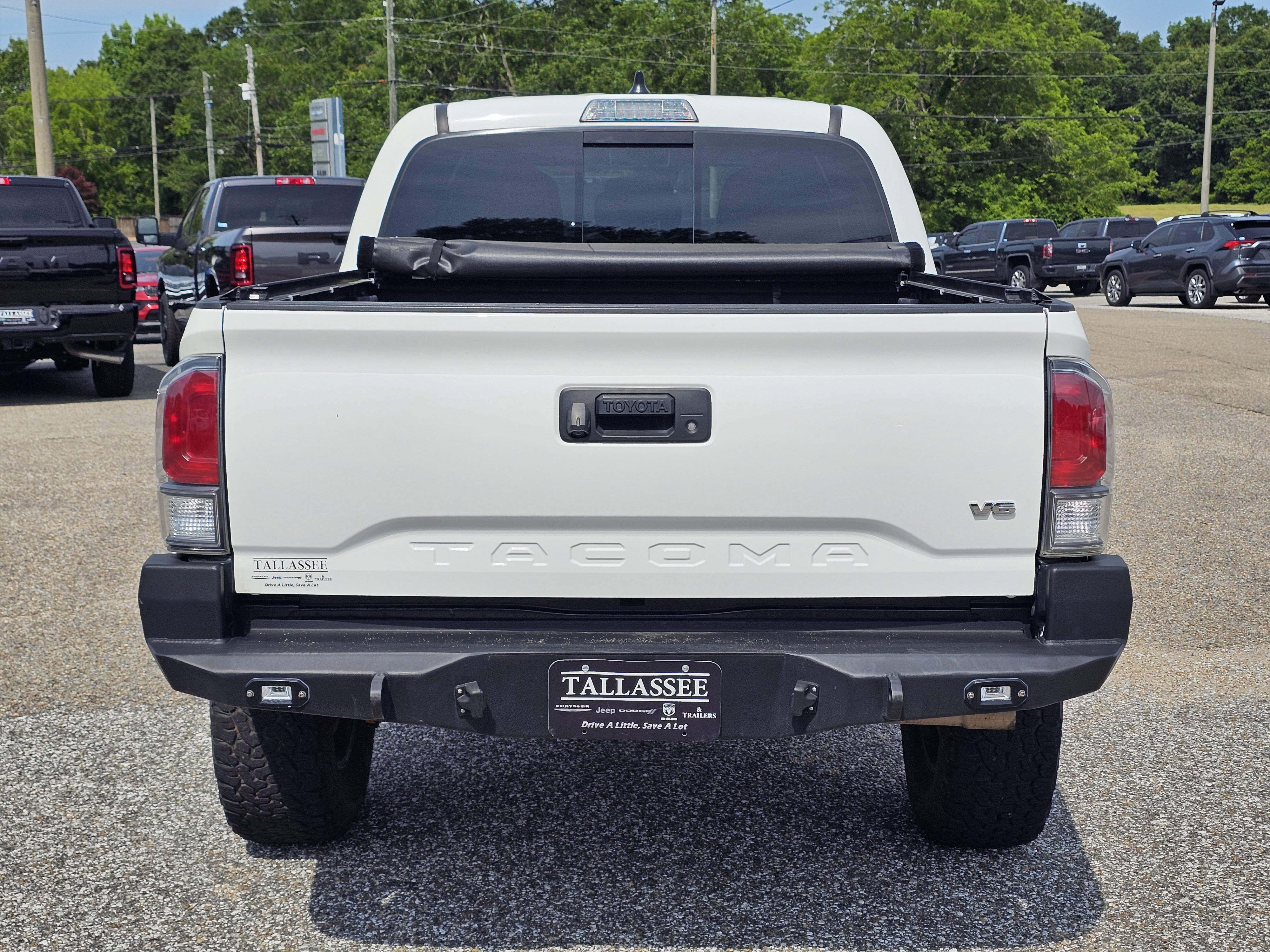 2023 Toyota Tacoma TRD Sport - Photo 11