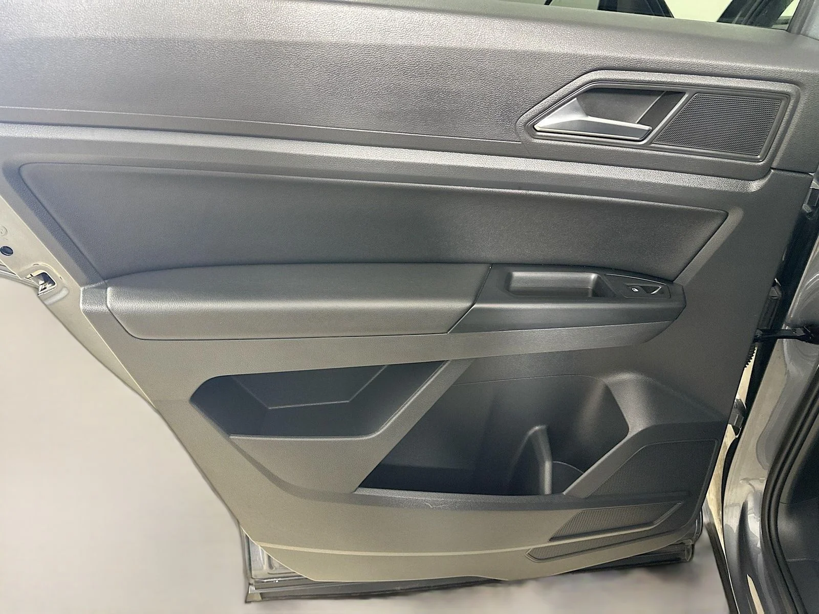 Used 2020 Gray Volkswagen  image 35