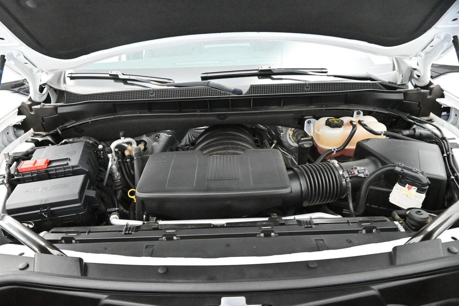 Used 2024 Summit White Chevrolet High Country image 44
