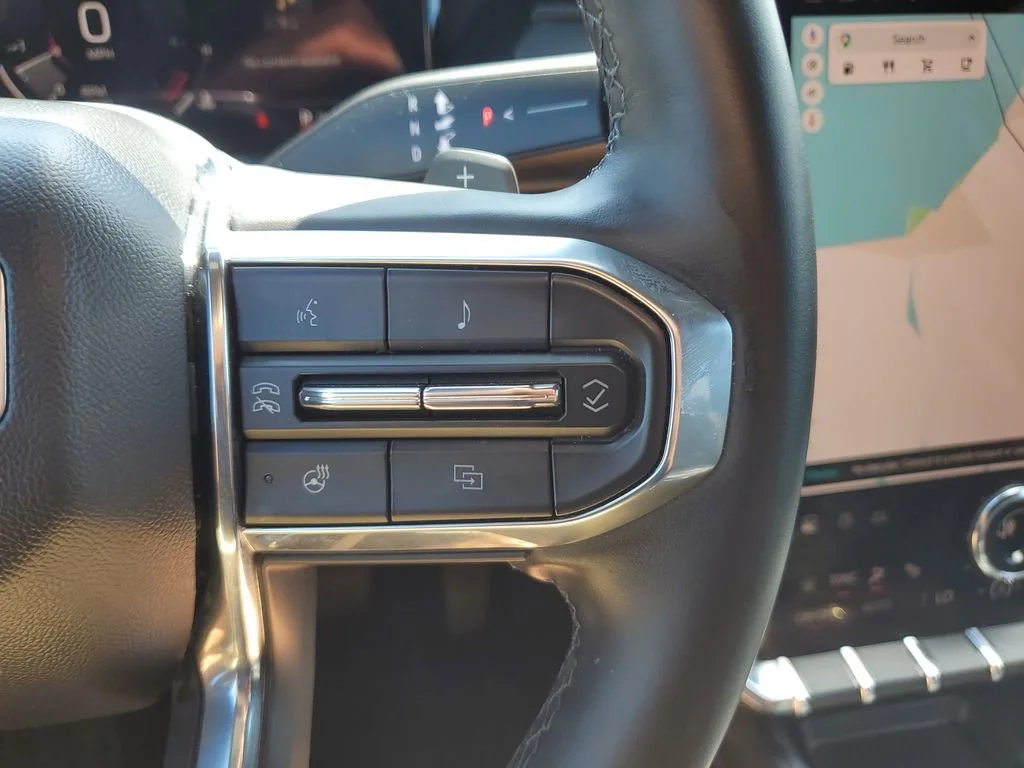 Used 2025 Sterling Metallic GMC Elevation image 21