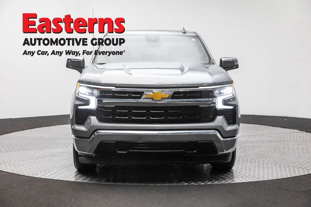 Used 2024 Gray Chevrolet LT image 2