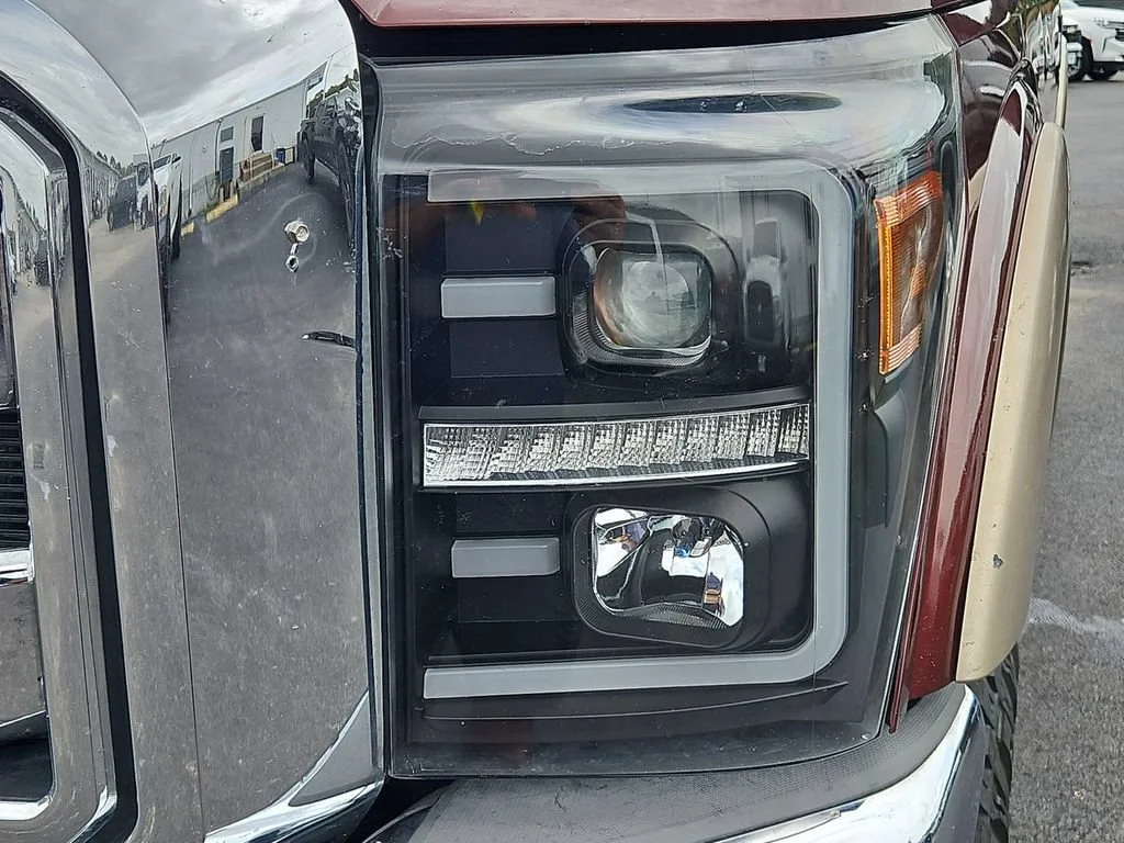 Used 2011 Black Ford LARIAT image 10