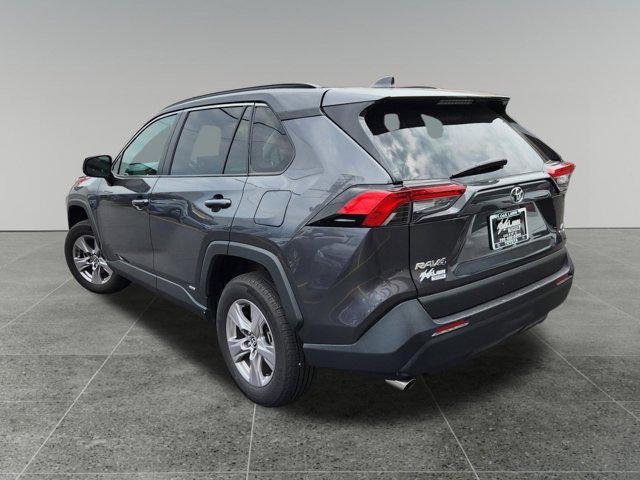 Certified Used 2025 MAGNETIC GRAY MET. Toyota  image 5