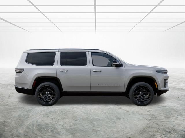 New 2026 Silver-Zynith Exterior Paint Jeep Limited Reserve image 22