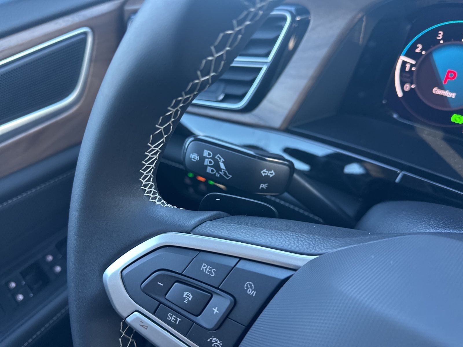 2026 Volkswagen Atlas SE w/Tech - Photo 17