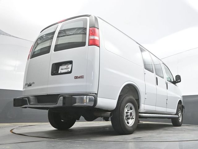 Used 2025 White GMC Work Van image 36