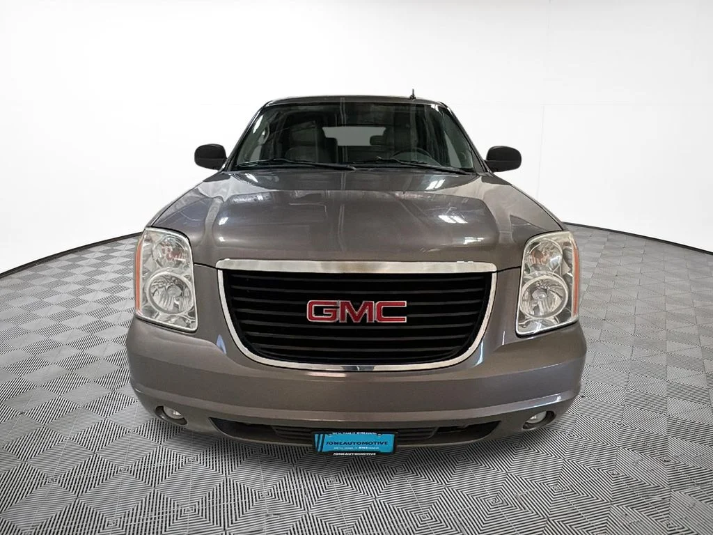 Used 2013 Gray GMC SLT 1500 image 3
