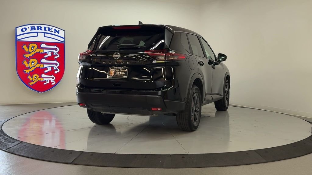 Certified Used 2026 Super Black Nissan SV image 5