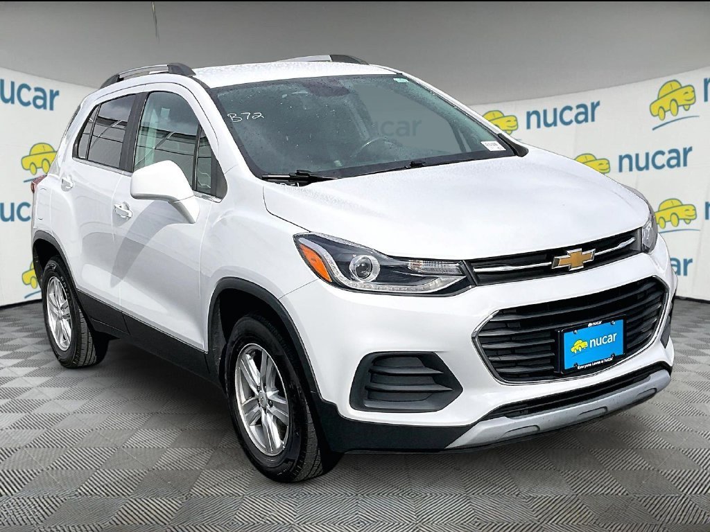 Used 2019 Summit White Chevrolet LT image 1