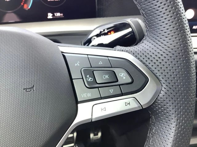 2026 Volkswagen Tiguan SE R-LINE BLACK - Photo 25