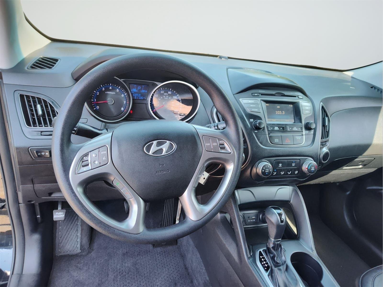 Used 2015 Ash Black Mica Hyundai GLS image 12
