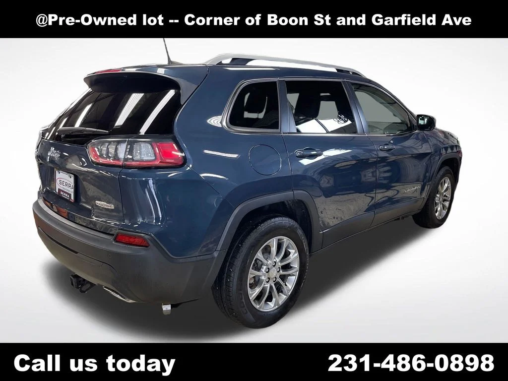 Used 2019 Blue Jeep Latitude Plus image 11