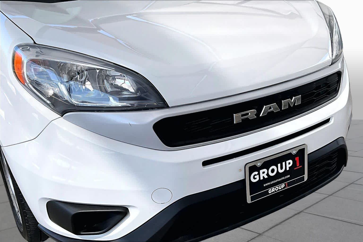 Used 2022 Bright White Ram Tradesman image 27