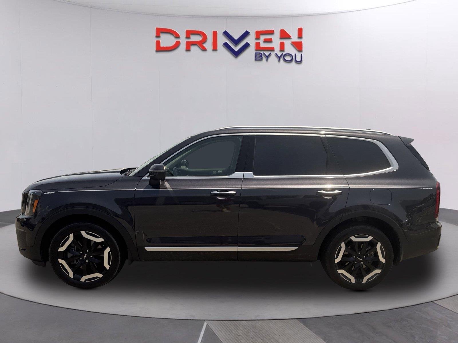 Used 2025 Panthera Metal Kia S image 7