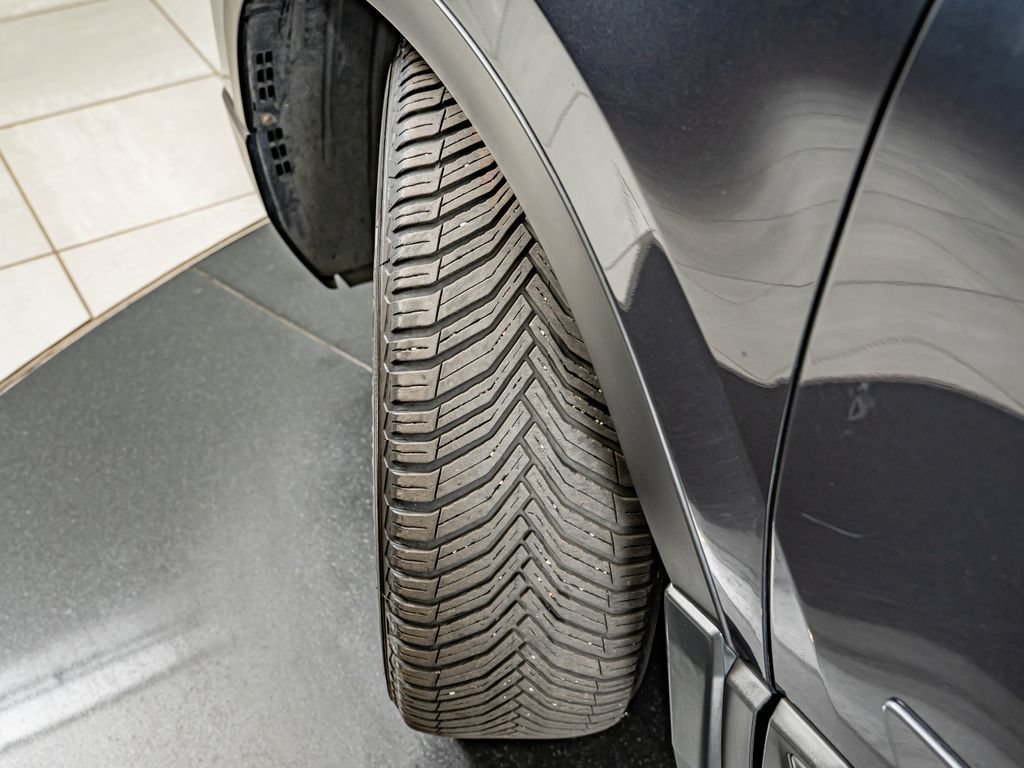 Used 2018 Gunmetal Metallic Honda EX image 41