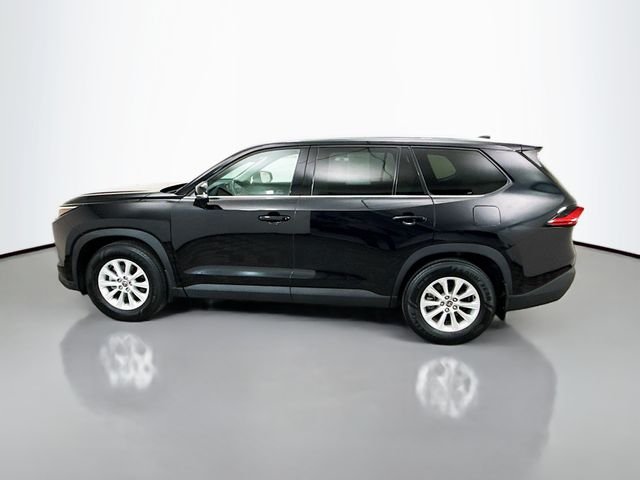 Used 2024 Black Toyota XLE image 4