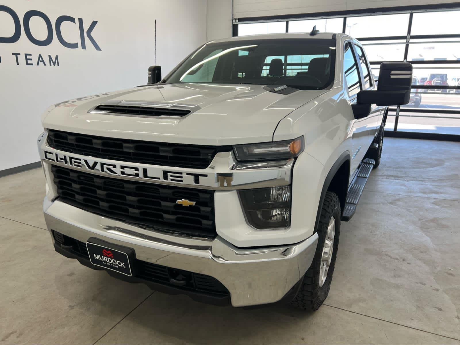 Used 2022 Summit White Chevrolet LT image 6