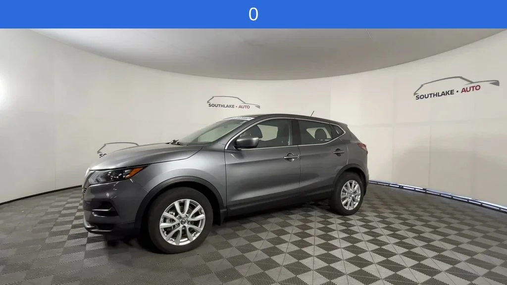 Used 2022 Gray Nissan S image 6