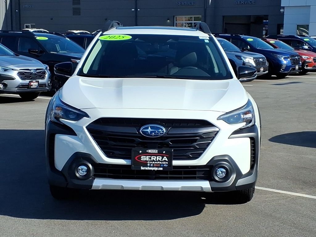 Used 2025 Crystal White Pearl Subaru Limited image 18