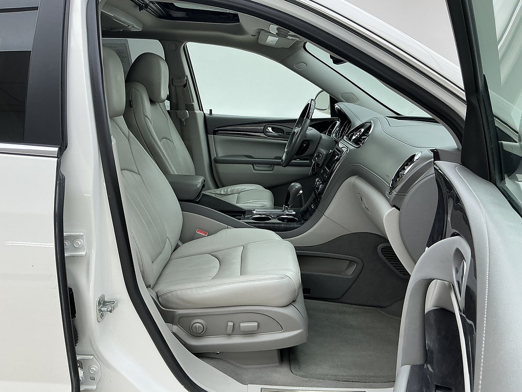 Used 2015 White Opal Buick Premium image 26