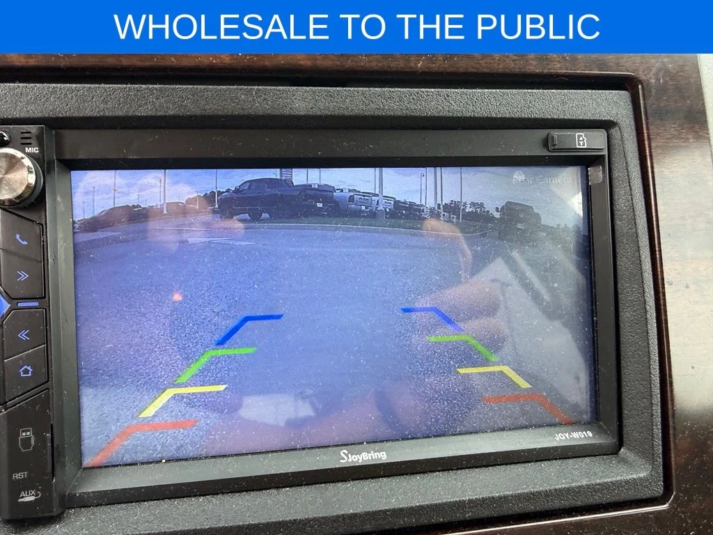Used 2012 Blue Ford XLT image 11