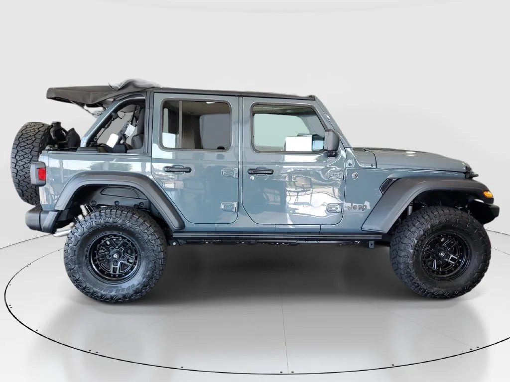 New 2025 Anvil Clear-Coat Exterior Paint Jeep Sport S image 2