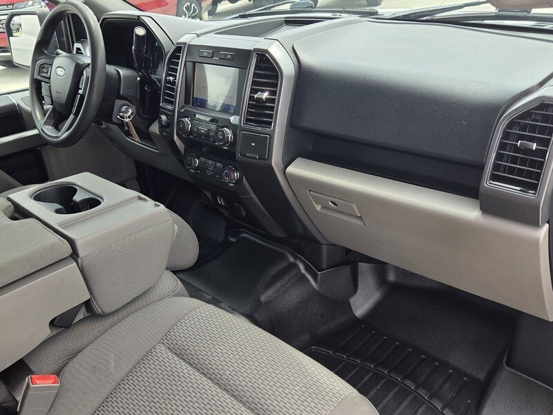 Used 2020 Oxford White FORD XLT 2WD SUPERCREW 5.5