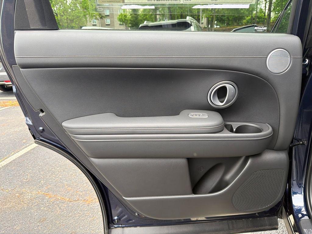 New 2026 Blue Hyundai SE FWD image 21