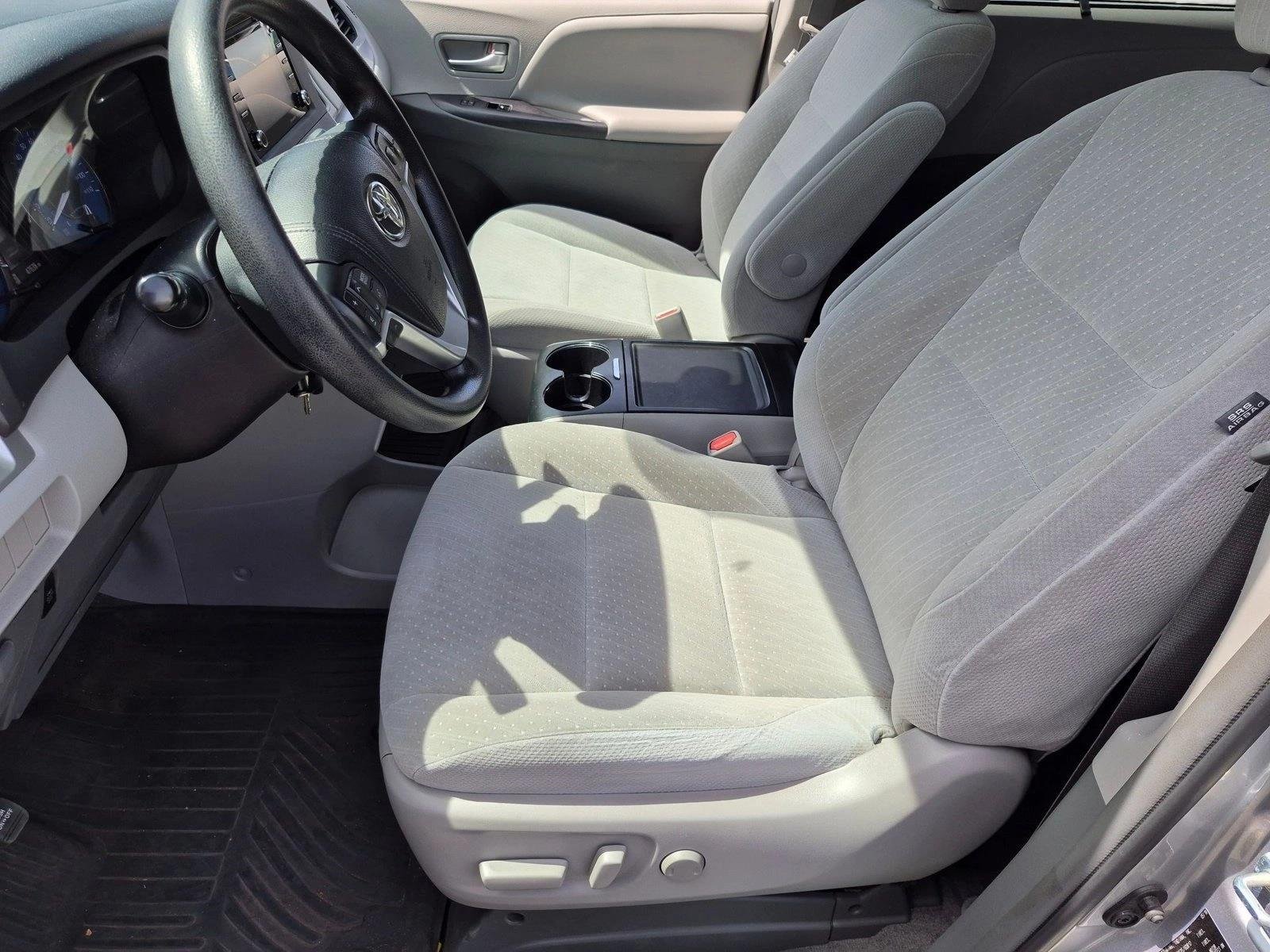 Used 2018 Silver Sky Metallic Toyota LE image 13