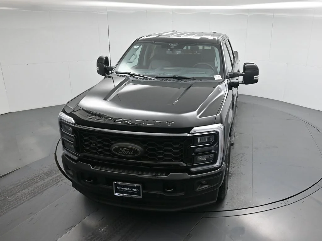 New 2026 Agate Black Metallic Ford Lariat image 36
