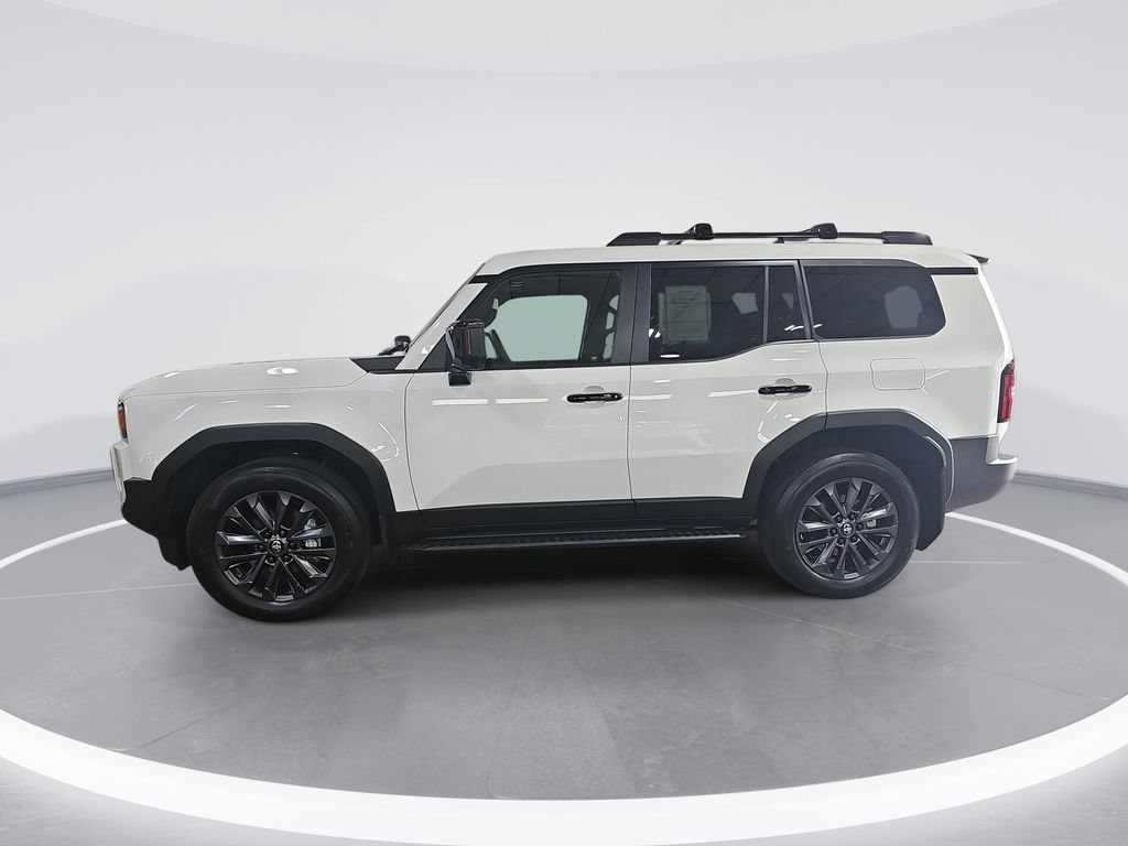 Used 2025 White Toyota 1958 image 7