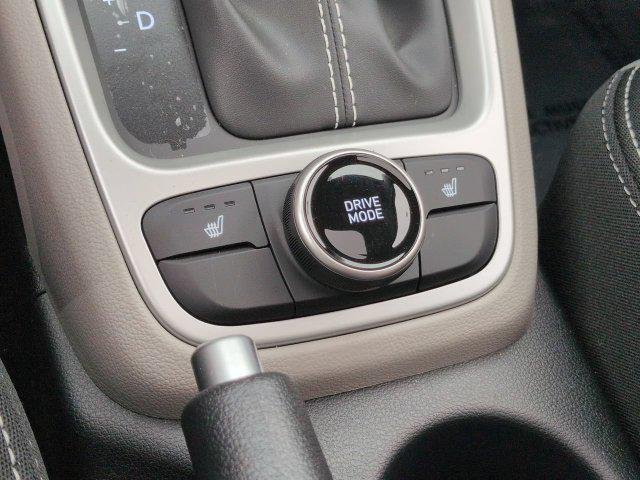 New 2026 Silver Hyundai SEL image 23