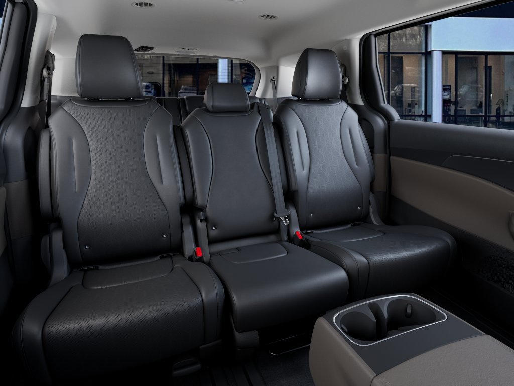 2026 Kia Carnival LXS - Photo 16