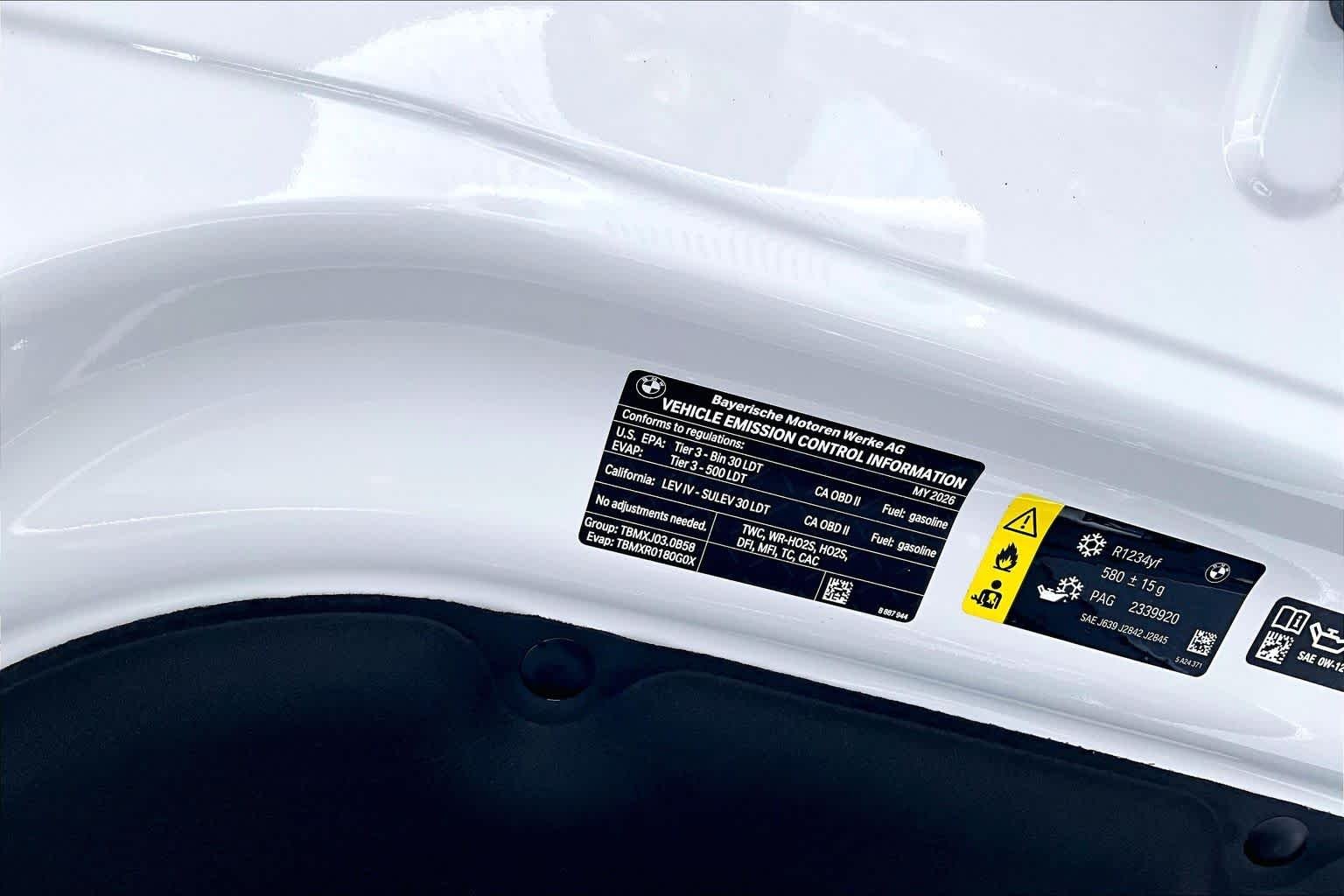 Used 2026 Alpine White BMW sDrive40i image 66