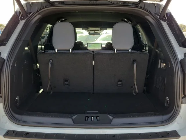 New 2027 Avalanche Ford Active image 10