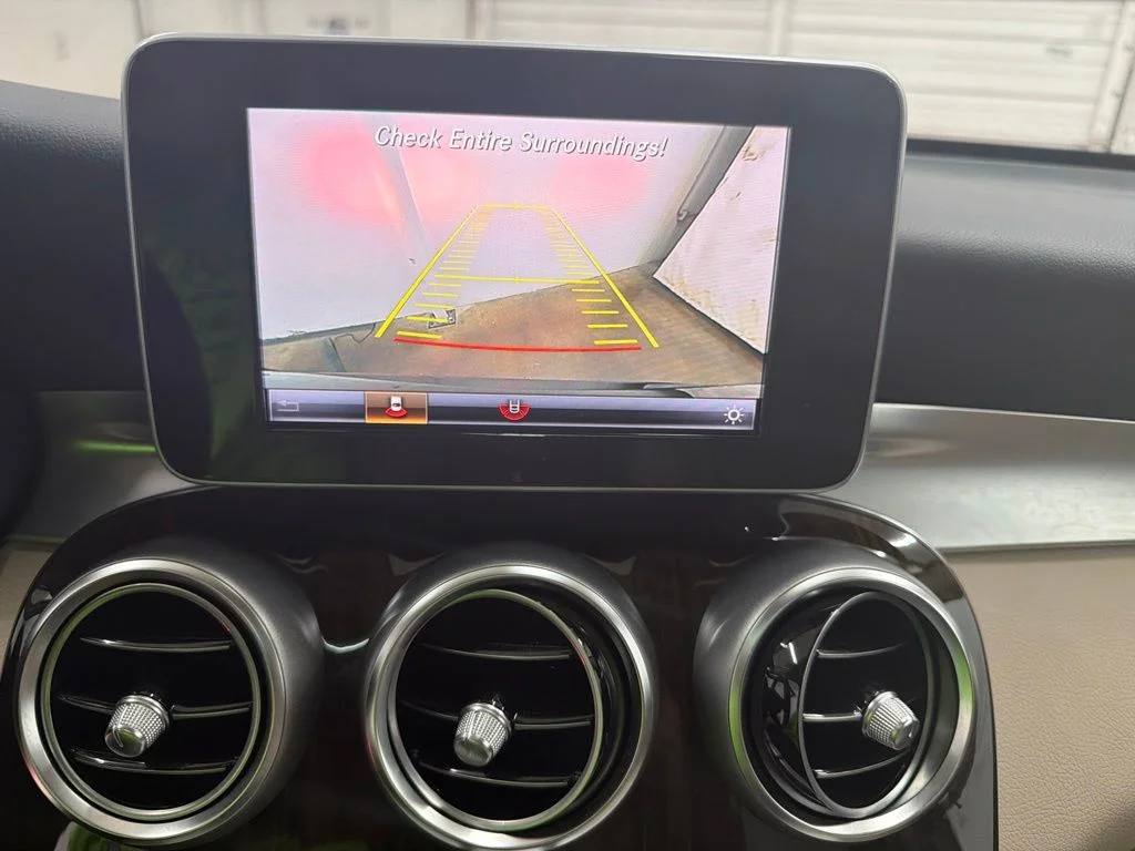 Used 2018  Mercedes-Benz GLC 300 image 17