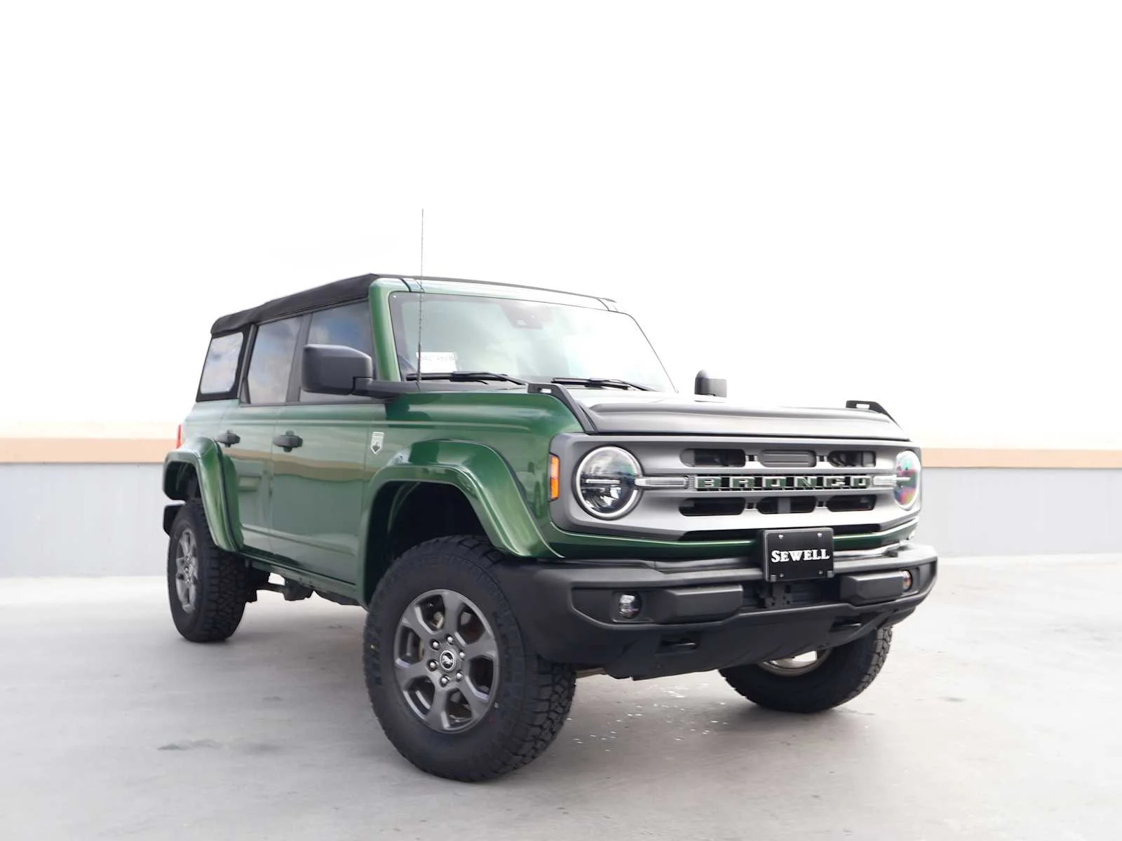 Used 2023 Eruption Green Ford Big Bend image 2