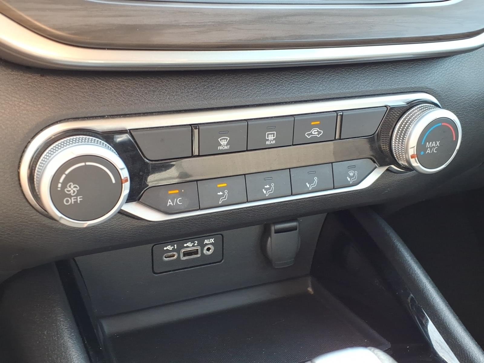 2024 Nissan Altima 2.5 SV Black at Robbins Nissan