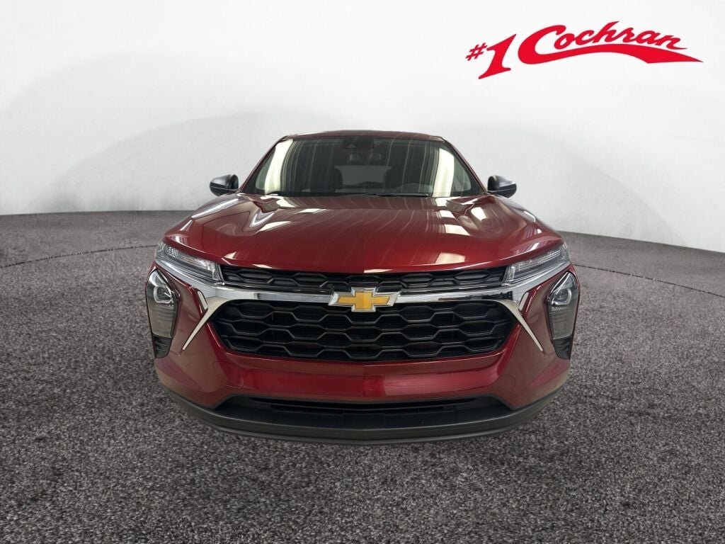2024 Chevrolet Trax LS - Photo 28