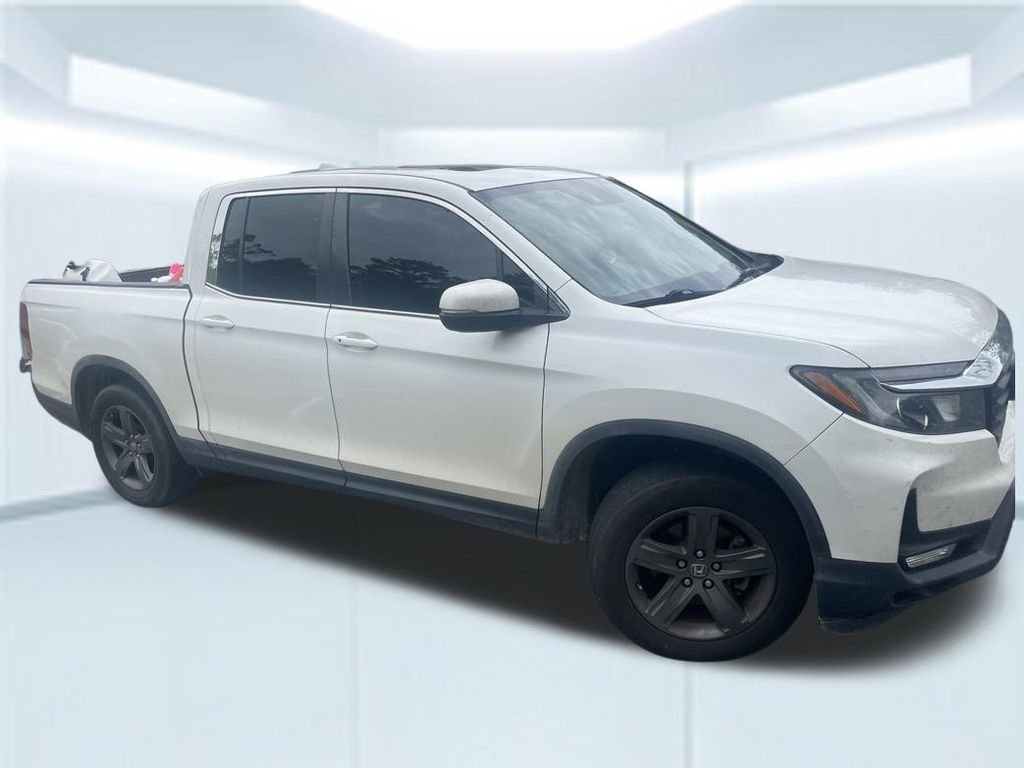 Used 2023 White Honda RTL image 2