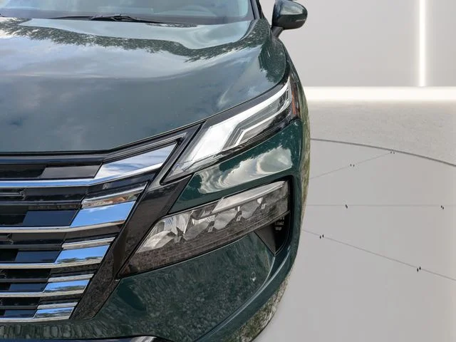 New 2026 Obsidian Green Pearl Nissan Platinum image 7